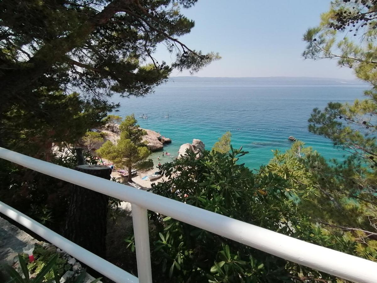 Apartmani Mares - 20 M From The Beach Brela Exteriör bild